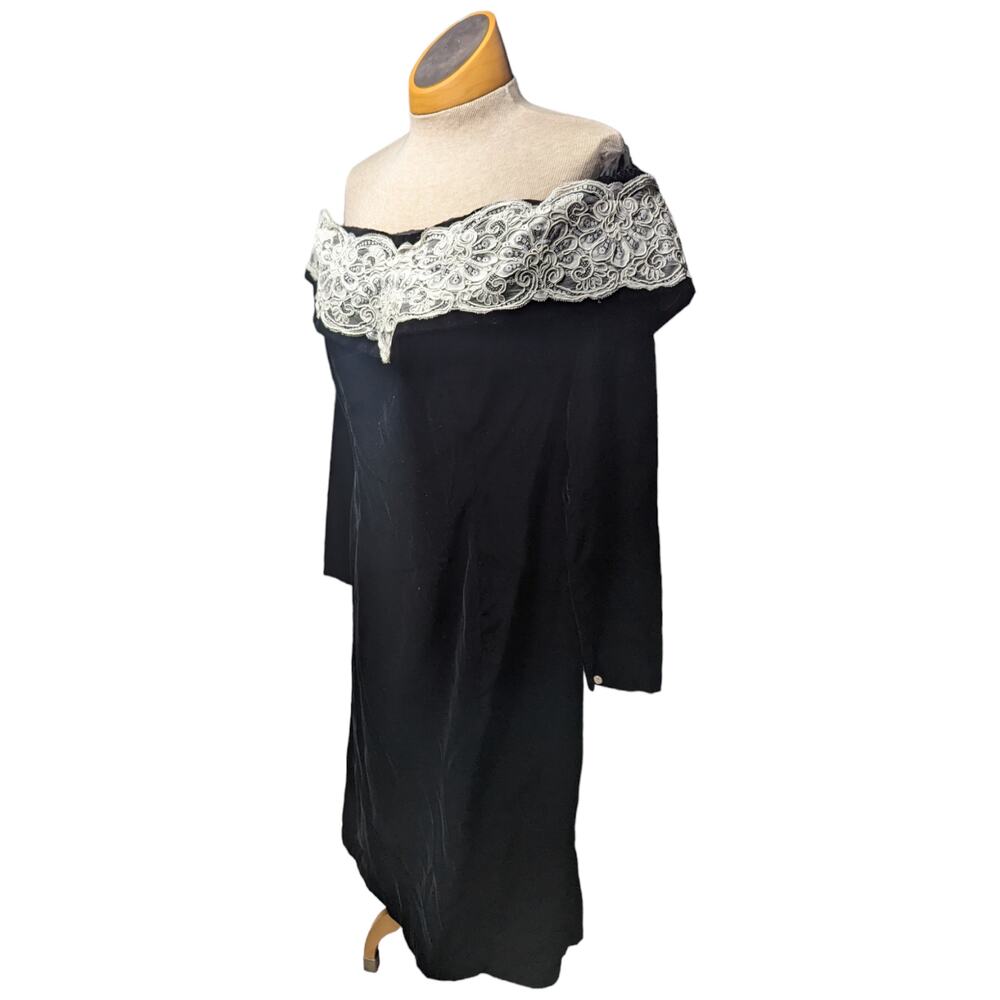 Vtg 1980s Black Velvet Off the Shoulder Lace Trim Long Sleeve Midi Dress L 12